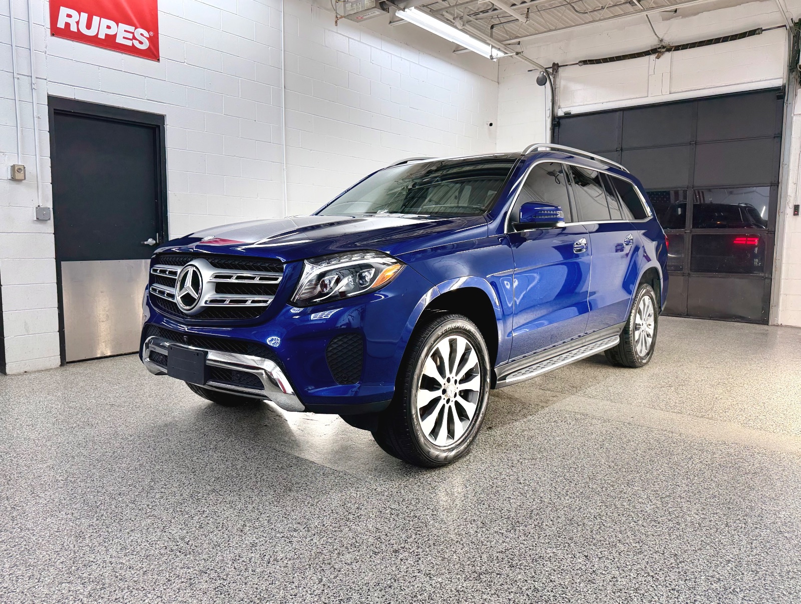 2017 Mercedes-Benz GLS 450