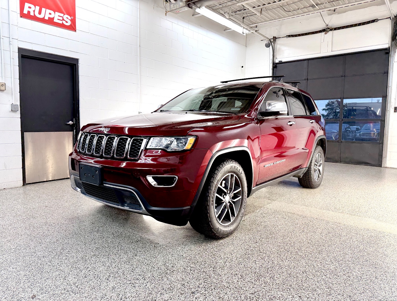 2017 Jeep Grand Cherokee